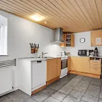 Apartamento Awesome In V *